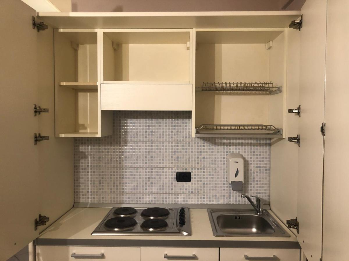 Апарт отель Residenza Segrate Centro Сеграте Экстерьер фото